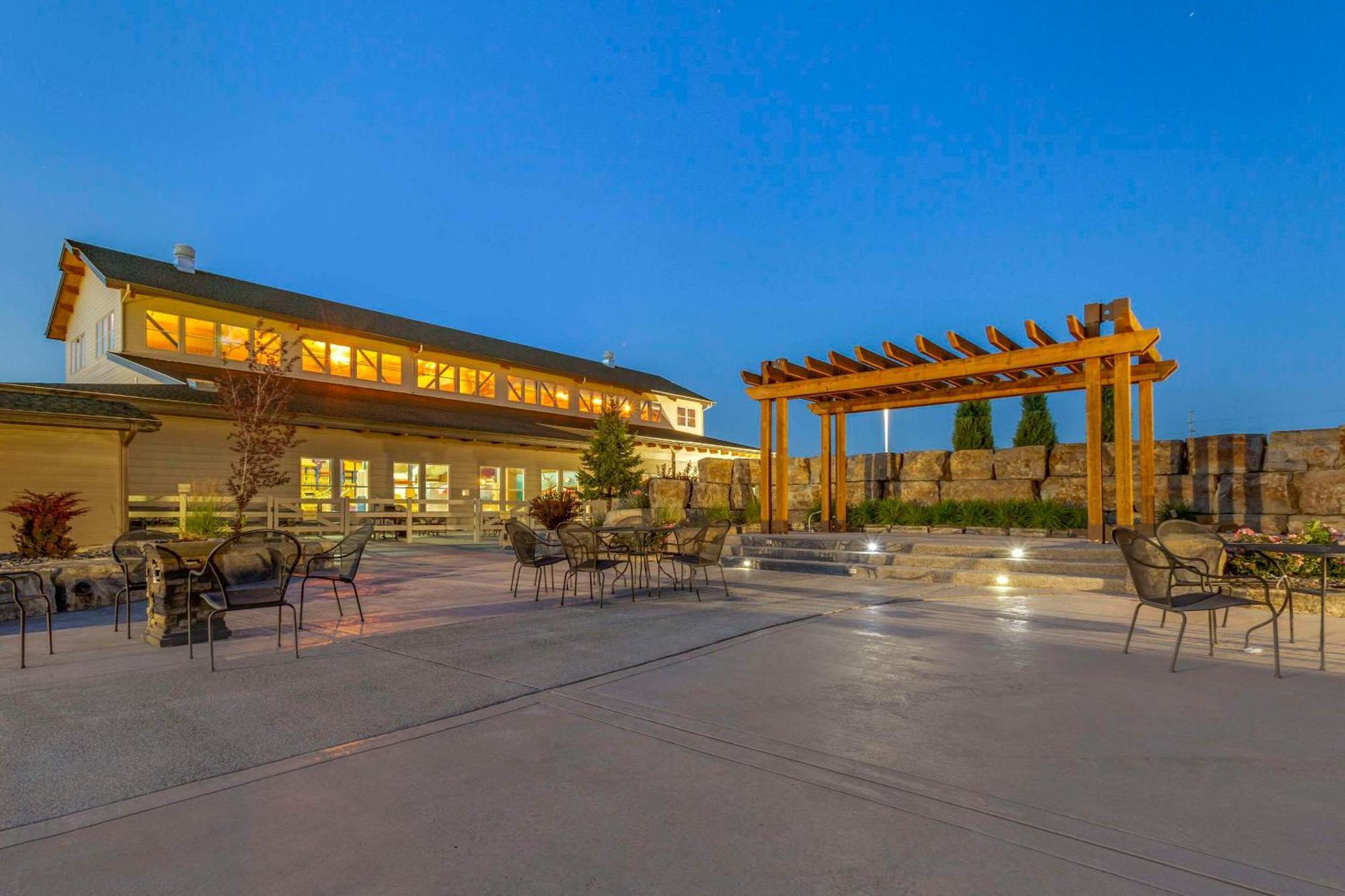Big Horn Resort, Ascend Hotel Collection Billings Exterior photo